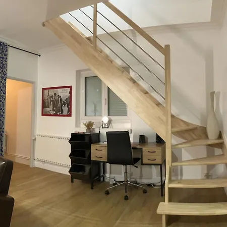 Lägenhet Maison 6 Personnes 15 Min Du Circuit *